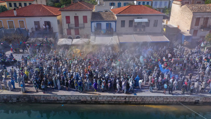 apokries-sto-galaxidi