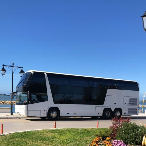 ενοικιάσεις πούλμαν CDLTOUR double-decker-co