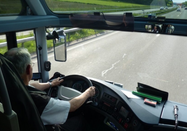 Ενοικιάσεις Πούλμαν στην Αθήνα-CDL TOUR